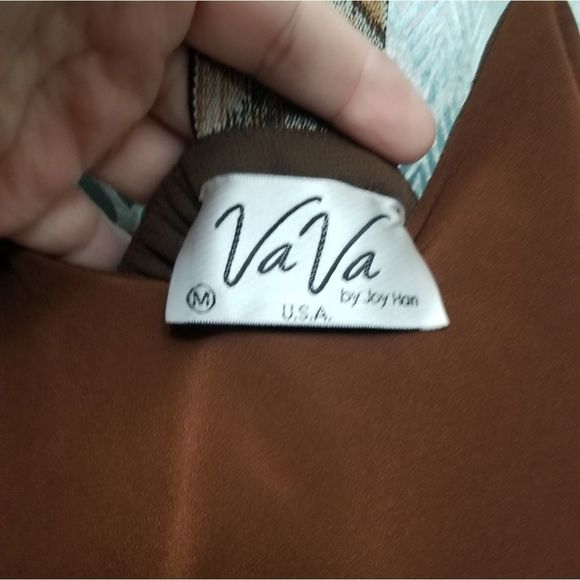 Va Va Racerback Dress. - Picture 2 of 6